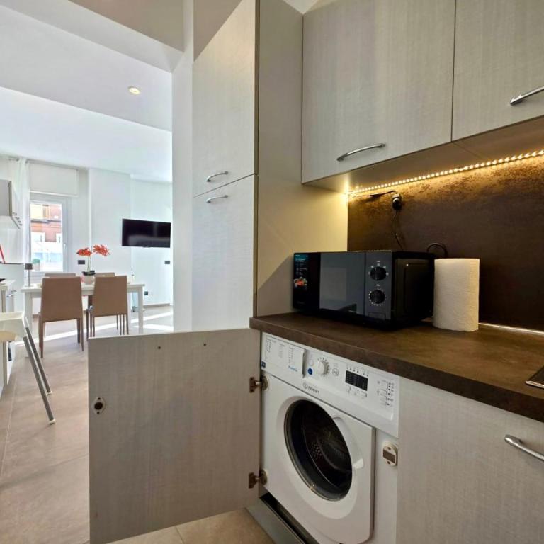 200m al Mare, Bilocale con posto auto privato in zona Porto - Appartamento con 1 Camera da Letto - 12