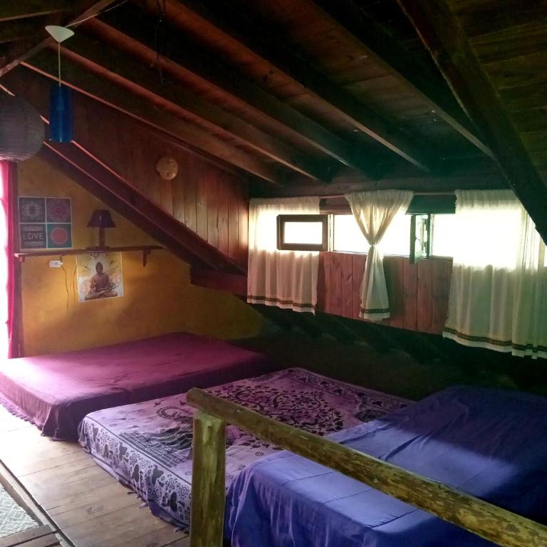 Chalet amplio monoambiente estilo rústico - One-Bedroom House - 11