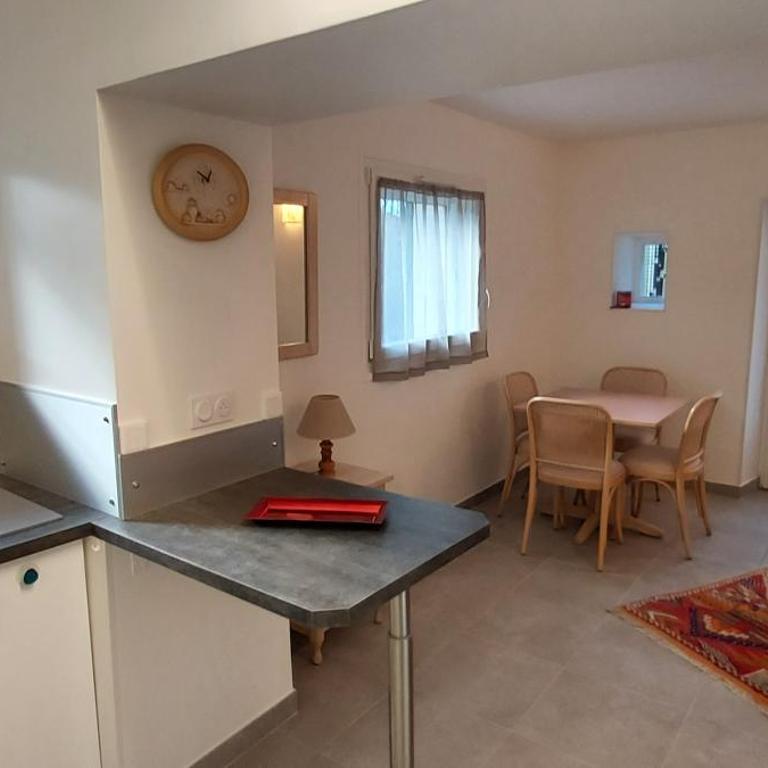 T2 indépendant dans maison Tout confort - Appartement 1 Chambre - 7