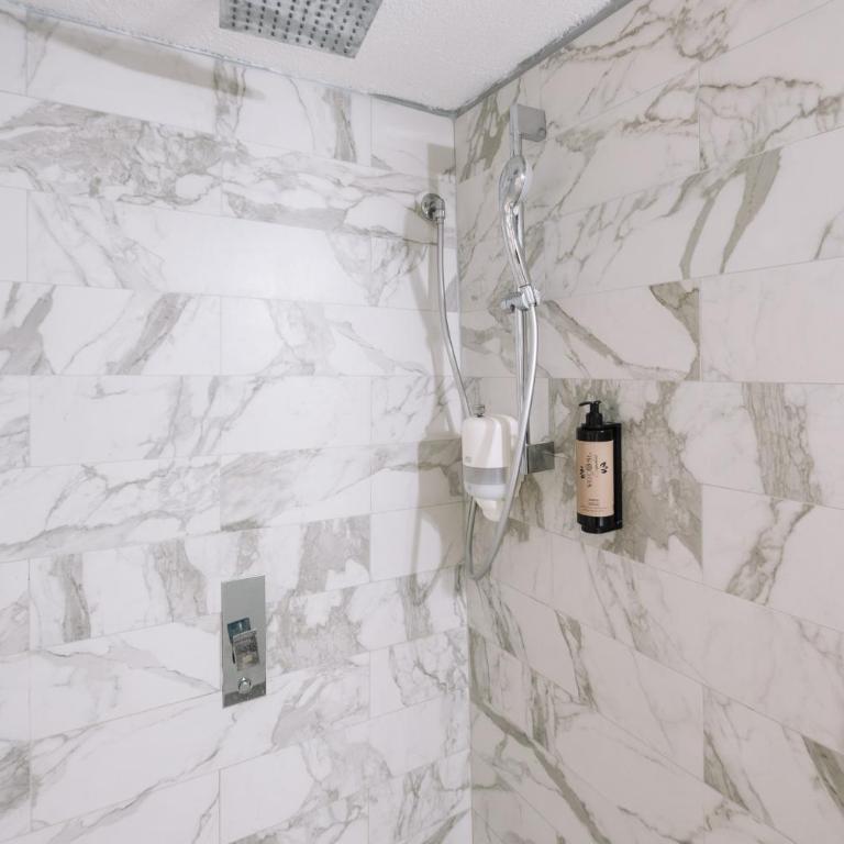 Hotel Senator Lux - Standardna Dvokrevetna Soba sa Bračnim Krevetom - 12