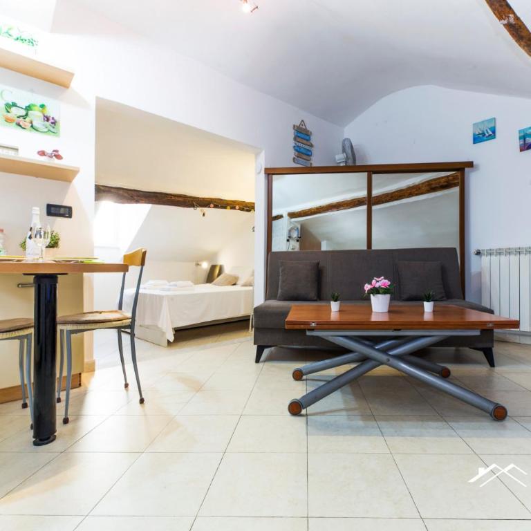 Beach 4M|1BR| A/C| Wi Fi by Tilo - One-Bedroom Apartment - 3
