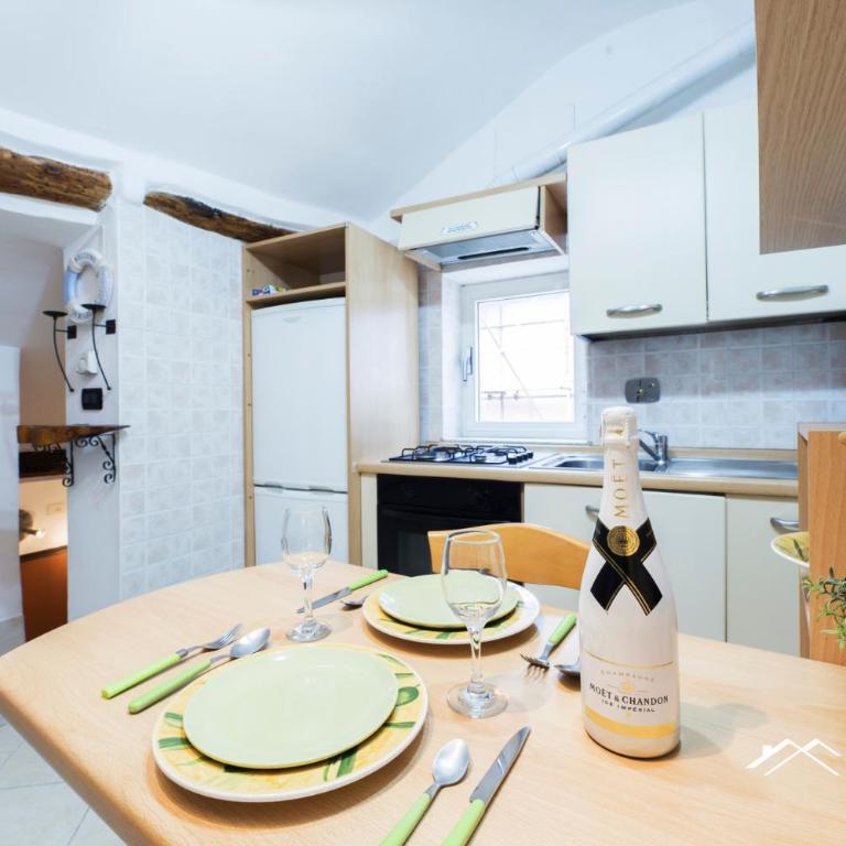 Beach 4M|1BR| A/C| Wi Fi by Tilo - One-Bedroom Apartment - 4