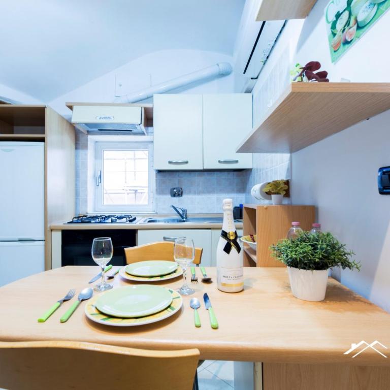 Beach 4M|1BR| A/C| Wi Fi by Tilo - One-Bedroom Apartment - 16