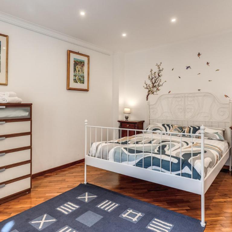 White Vatican Apartment - Two-Bedroom Apartment with Balcony - 39