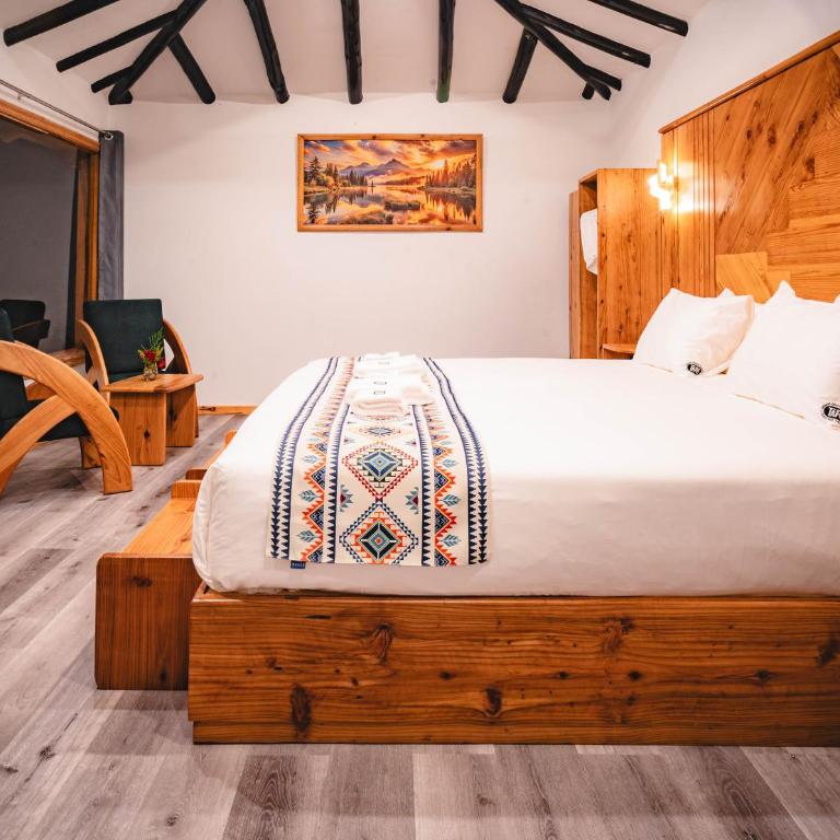 Tara Vegan Lodge - Sacred Valley - Deluxe King Room - 3