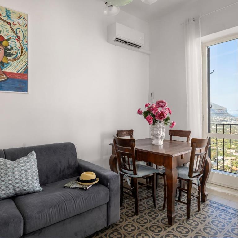 La Castellana Apartments, vista panoramica sul mare, nel cuore storico di Carini, a due passi dal Duomo e dal castello - Appartement Supérieur 2 Chambres - 3