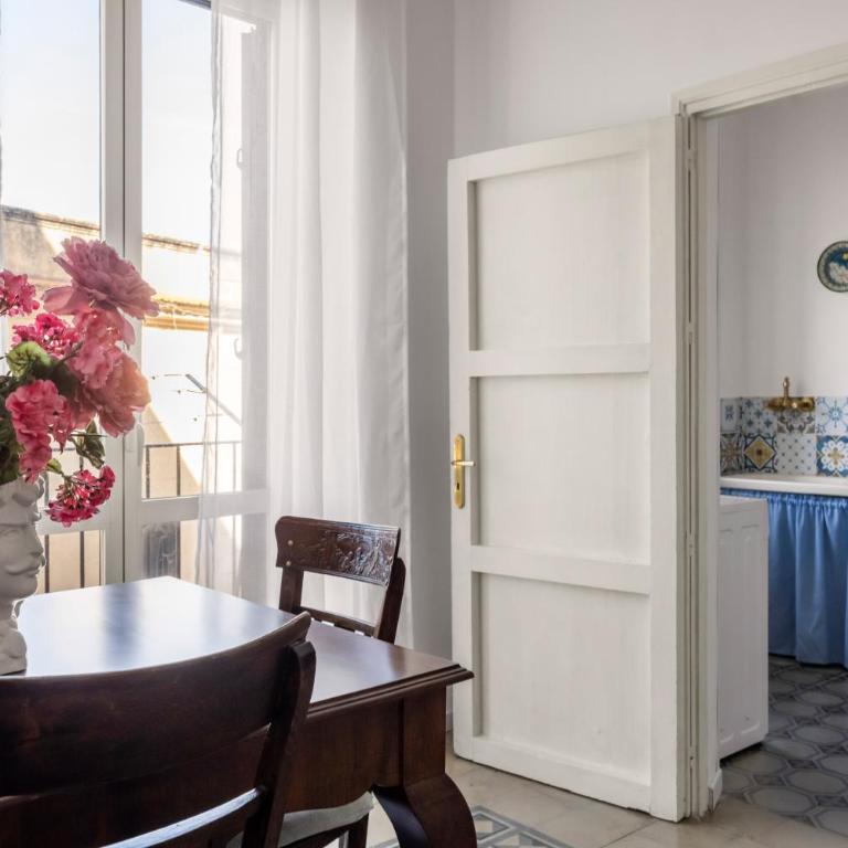 La Castellana Apartments, vista panoramica sul mare, nel cuore storico di Carini, a due passi dal Duomo e dal castello - Appartement Supérieur 2 Chambres - 7
