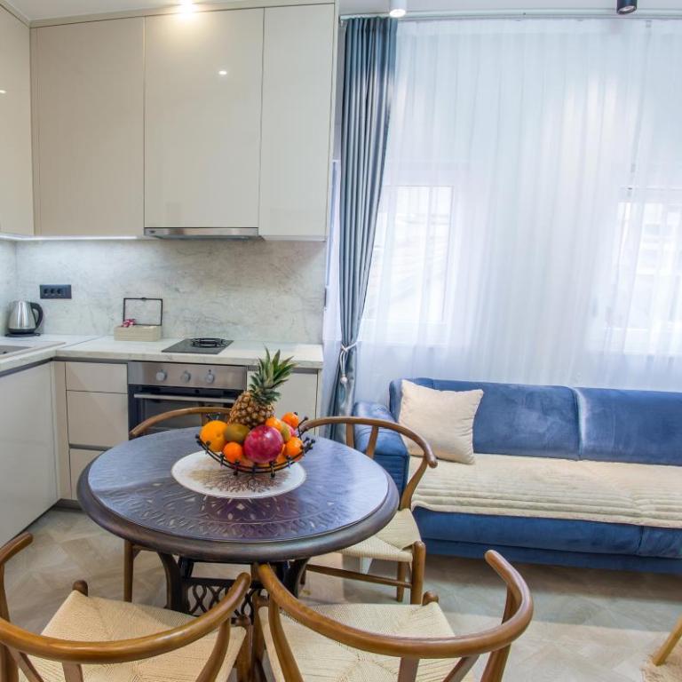 MHouse Apartments - Apartment with Balcony - 15