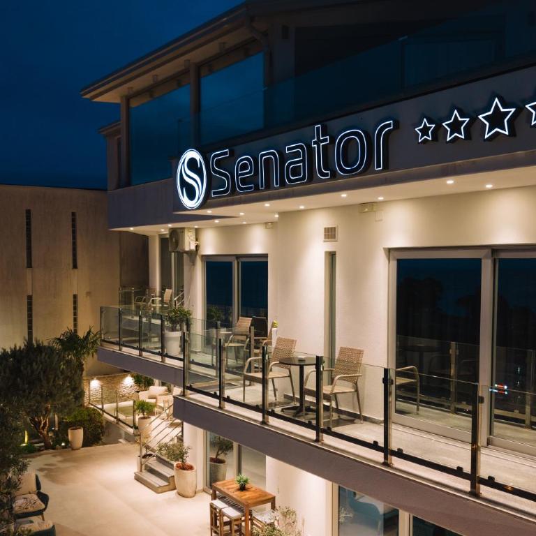 Hotel Senator Lux - Dvokrevetna Soba sa Bračnim Krevetom sa Balkonom i Pogledom na More - 18