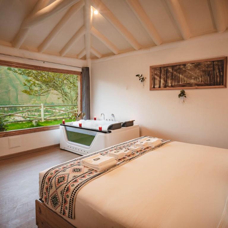 Tara Vegan Lodge - Sacred Valley - Superior King Room - 8