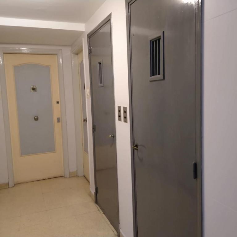 Montecarlo -depto contrafrente - One-Bedroom Apartment - 4