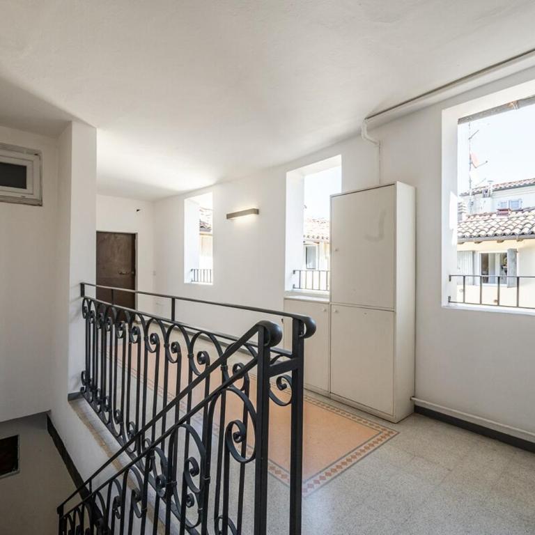Refined penthouse in front of Osteria Francescana - Two-Bedroom Apartment - 13