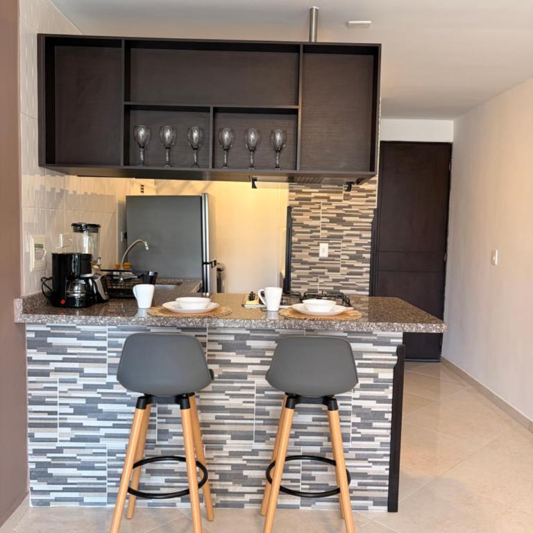 Espacio cómodo, piscina, jacuzzi y parqueadero - Apartamento de 2 dormitorios - 4