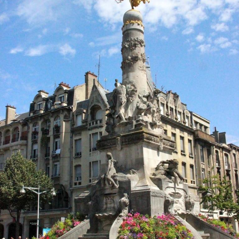 La Suite Urbaine - Place d'Erlon - Bulle de Calme - Apartment mit 1 Schlafzimmer - 50