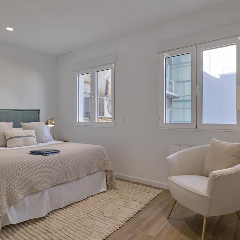 Romantic Suite in the City Heart by Virkin Suites - Apartment - 18