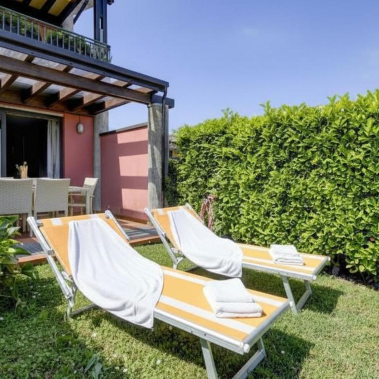 Co2 apartment in Residence Vistalago with 5 pools DesenzanoLoft Official Partner Homes & Villas by Marriott Bonvoy - Appartamento con Vista Piscina - 9