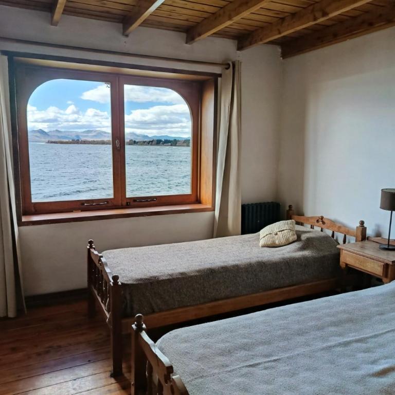 Casa a 10 min de Bariloche y 5 de Dina sobre el lago Nahuel Huapi - solo con seña - Four-Bedroom House - 7