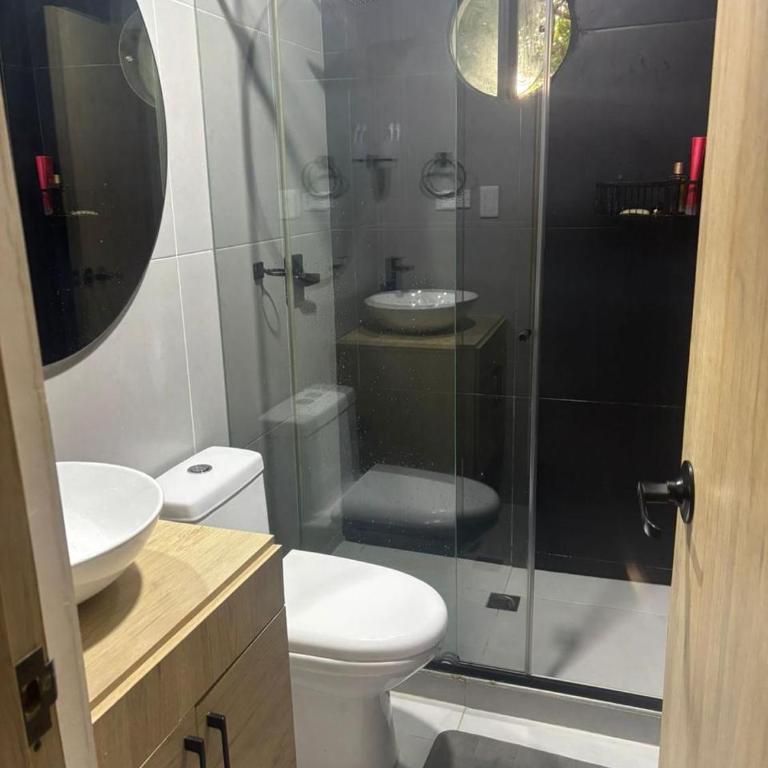 Apartamento con piscina cerca del mar - Two-Bedroom Apartment - 1