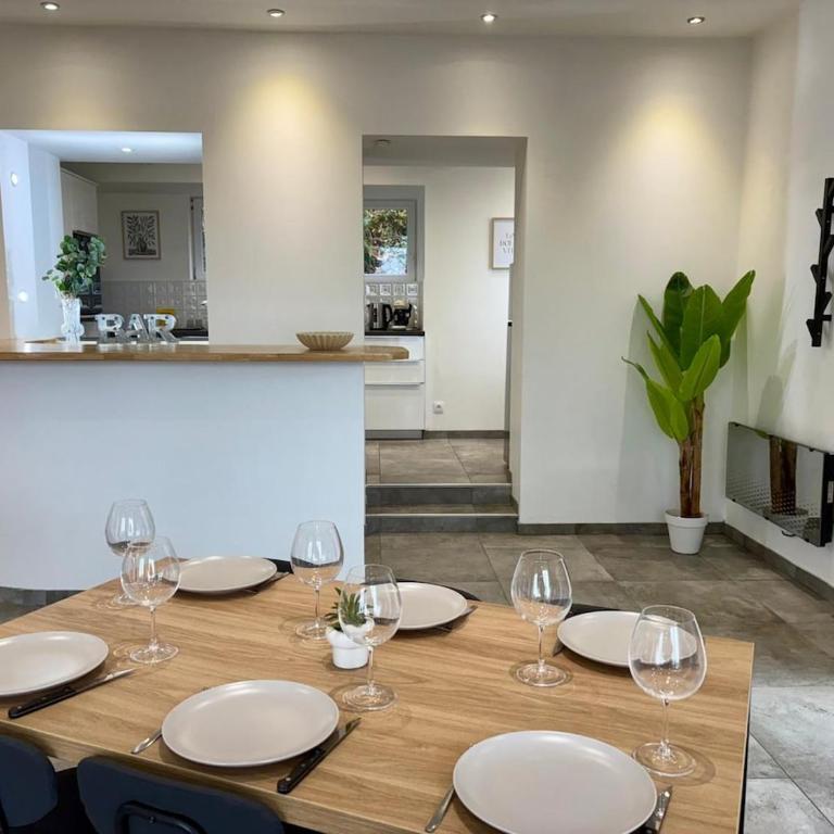 Dalikyda - Le Panorama - Jardin et Parking Privé sur la ville et aperçu Mer - Apartment mit 1 Schlafzimmer - 50