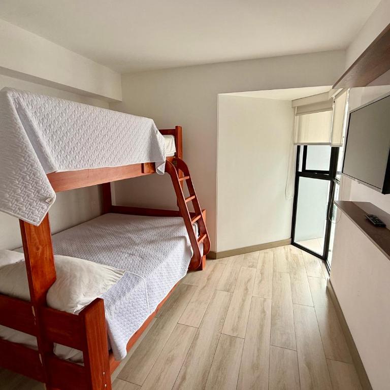 Departamento amoblado - Apartamento de 2 dormitorios - 7
