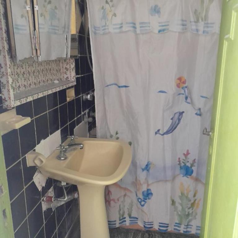 Casa comoda - Three-Bedroom House - 4