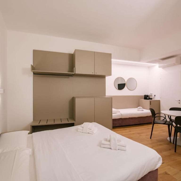 Leoni Suites - Camera Tripla Deluxe - 2