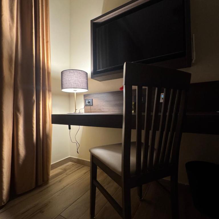 Lepanto Central - Superior Double Room - 3