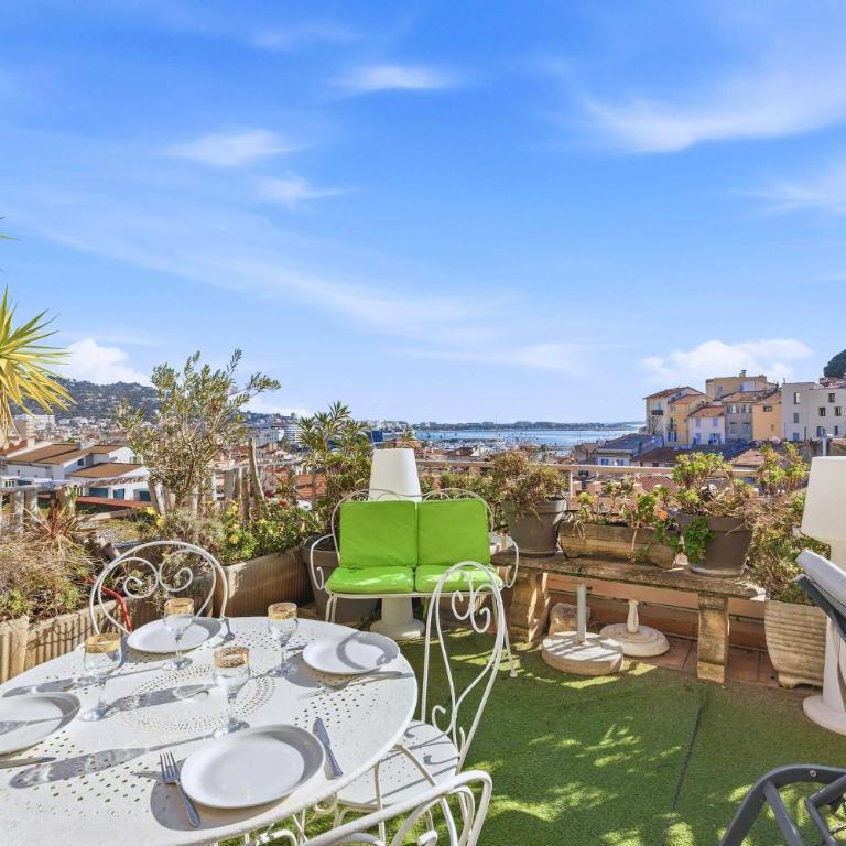 Jardin Suquet - Appartement panoramique Grande terrasse vue sur mer & Palais - Apartment - 3