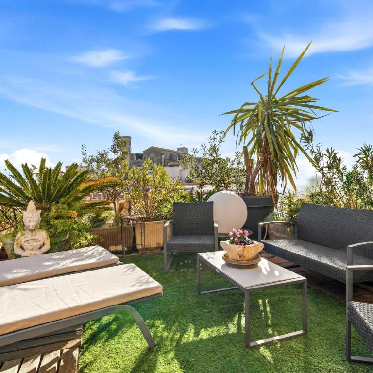 Jardin Suquet - Appartement panoramique Grande terrasse vue sur mer & Palais - Apartment - 4