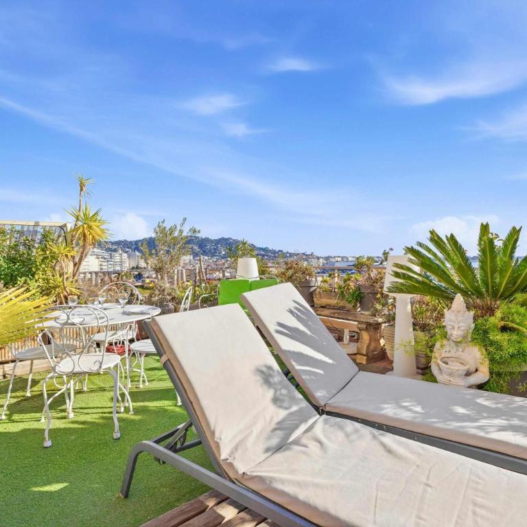 Jardin Suquet - Appartement panoramique Grande terrasse vue sur mer & Palais - Apartment - 46