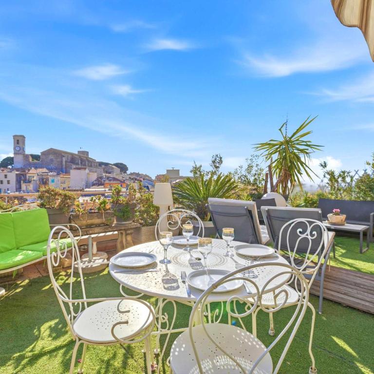 Jardin Suquet - Appartement panoramique Grande terrasse vue sur mer & Palais - Apartment - 57