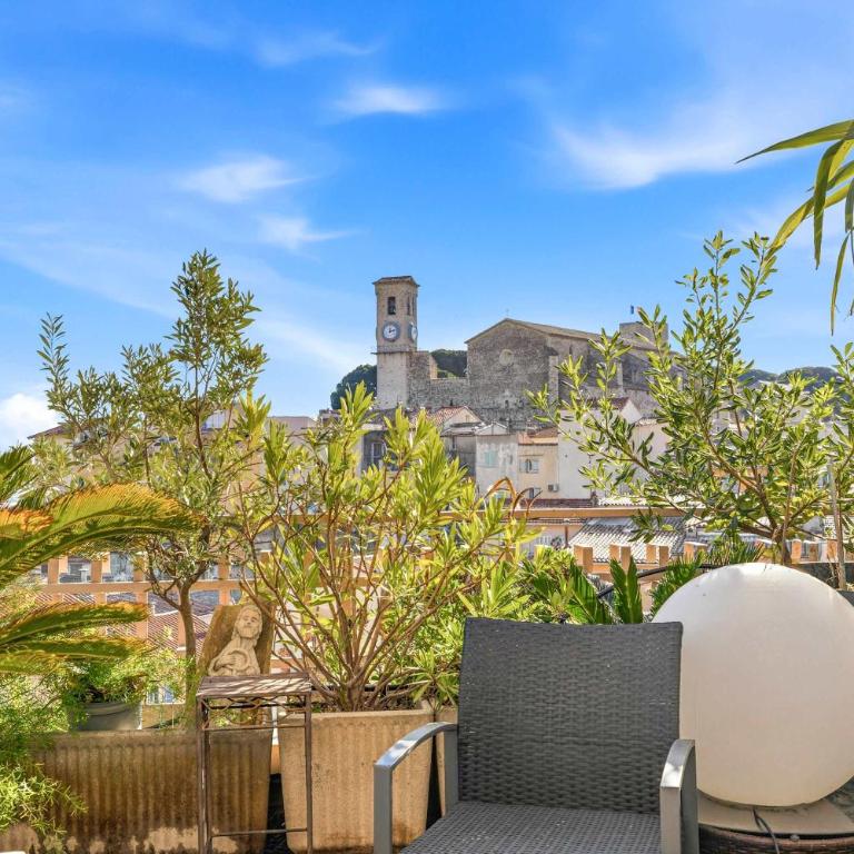 Jardin Suquet - Appartement panoramique Grande terrasse vue sur mer & Palais - Apartment - 65