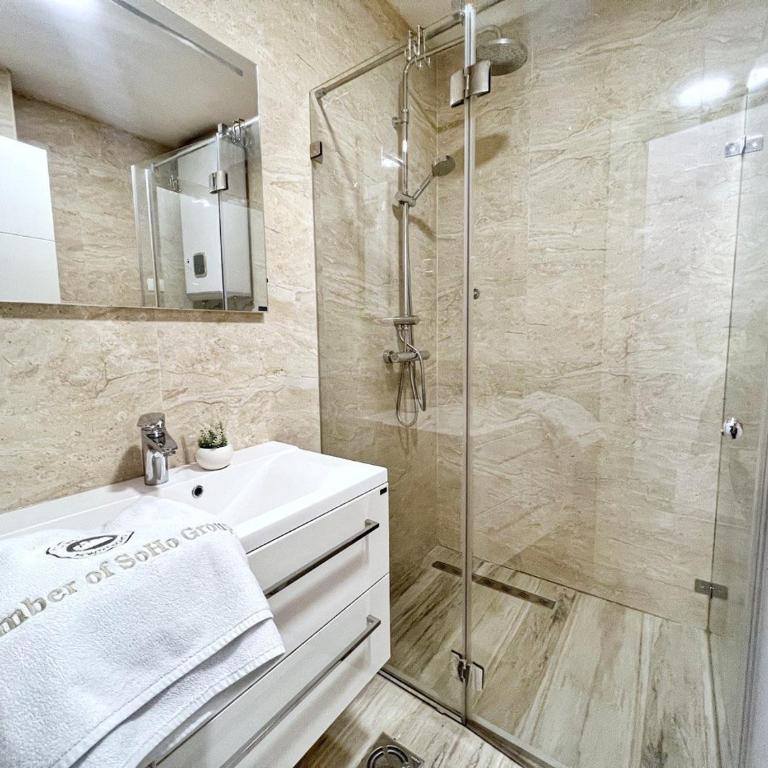 Yourhome beach first line - Studio with Balcony - 2