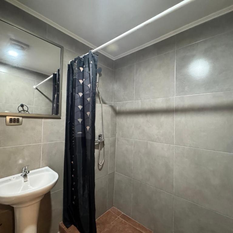 Residencial Don Santiago - Single Room with Private Bathroom - 4