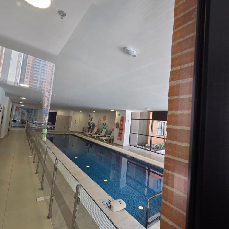 Apto Nuevo! Ubicación! Confort! WiFi potente! CoWorking! Piscina - Apartamento Estándar de 2 dormitorios - 13