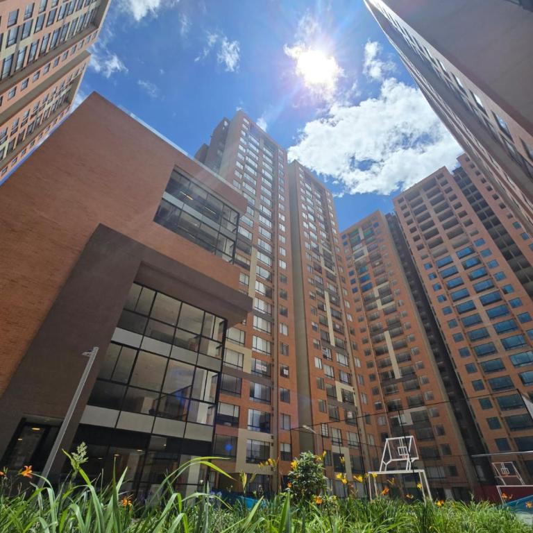 Apto Nuevo! Ubicación! Confort! WiFi potente! CoWorking! Piscina - Apartamento Estándar de 2 dormitorios - 26