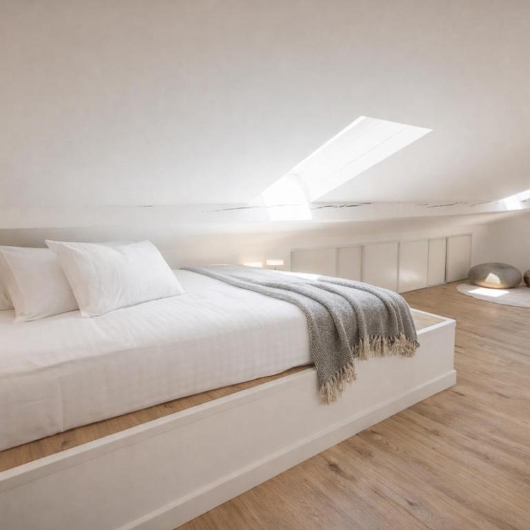 Les Palmiers, Antibes Center, Walk to Beach, AC, WiFi - Deluxe Apartment mit 2 Schlafzimmern - 13
