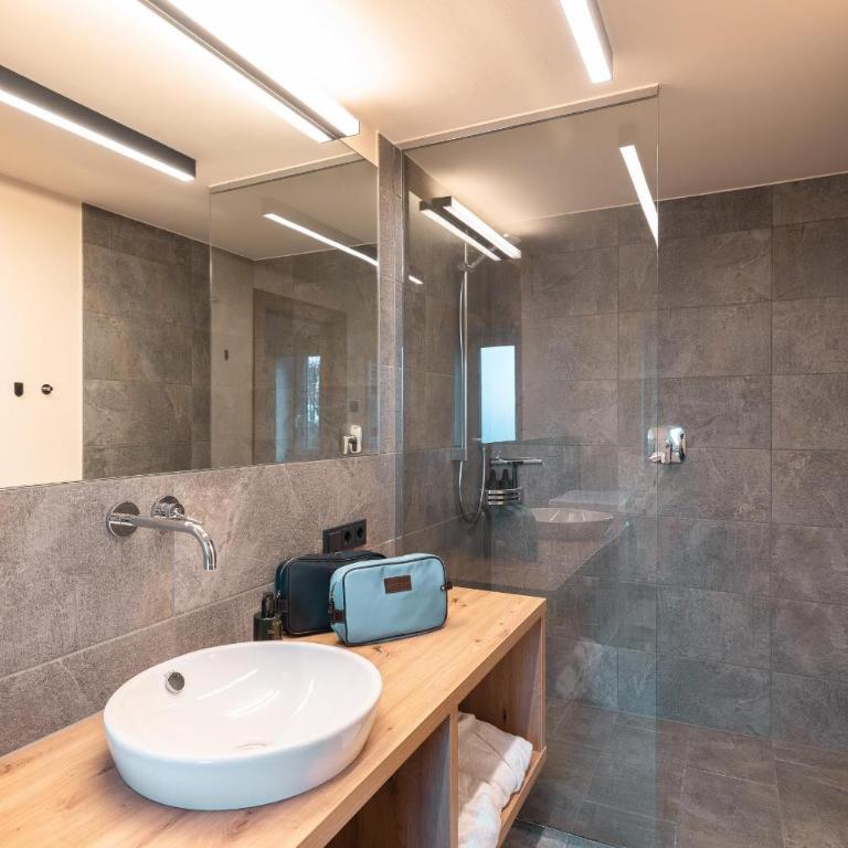 Stay at Hans Frauenschuh ALTE GERBEREI - One-Bedroom Apartment with Bathroom - 3