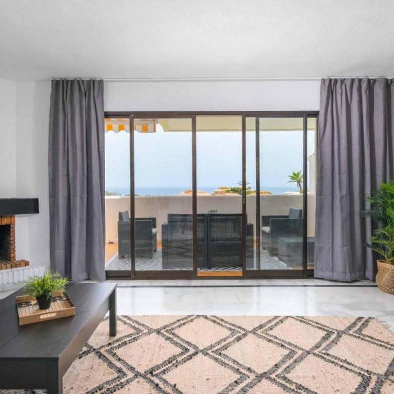 Stunning penthouse in Calahonda - Apartamento - 3