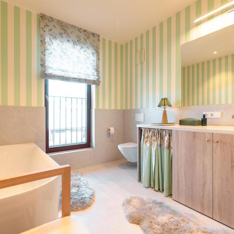Stay at Hans Frauenschuh ALTE GERBEREI - Two-Bedroom Apartment with Shower - 3