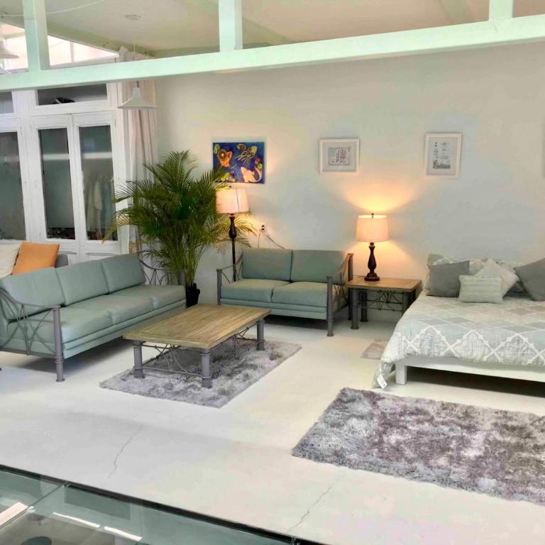 2nd floor loft with swimming pool - Apartamento de 2 dormitorios - 13