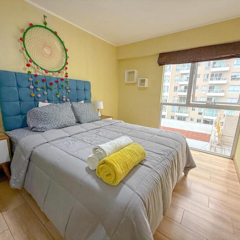 Amplio depa 3 habitaciones en Costanera - Three-Bedroom Apartment - 2