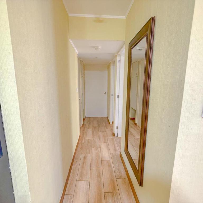 Amplio depa 3 habitaciones en Costanera - Three-Bedroom Apartment - 15