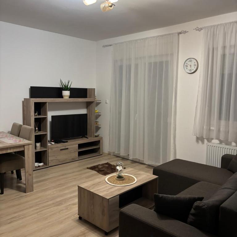 Apartman Valentina - Two-Bedroom Apartment - 1