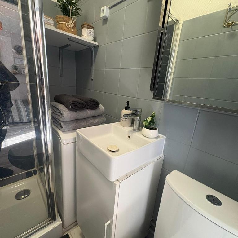 Studio charmant à 3 min du métro Place de Clichy - Appartement 1 Chambre - 36