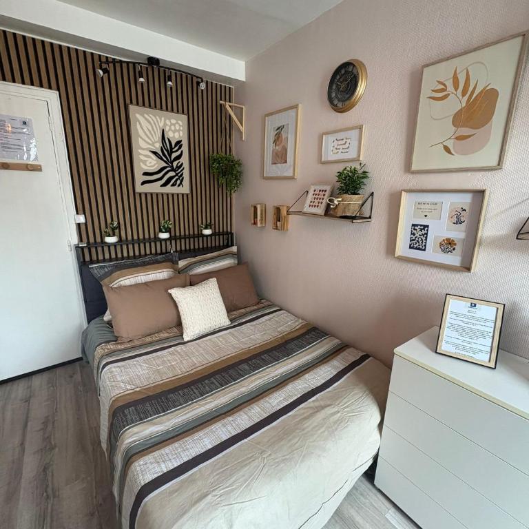 Studio charmant à 3 min du métro Place de Clichy - Appartement 1 Chambre - 9