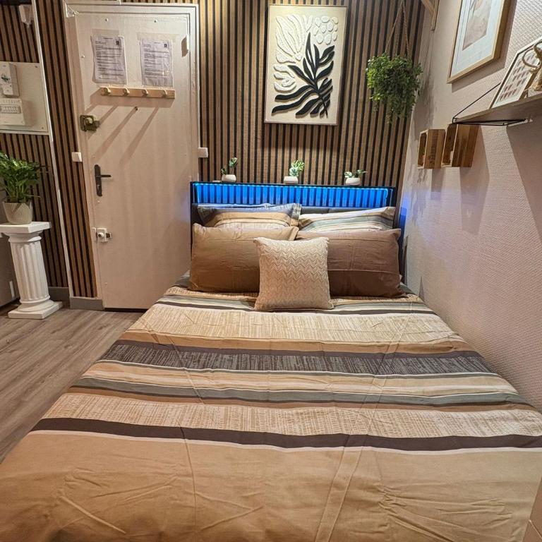 Studio charmant à 3 min du métro Place de Clichy - Appartement 1 Chambre - 13