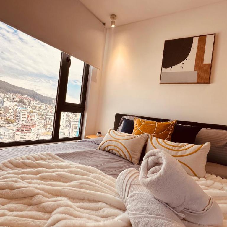 EFYRA Style & Stillness in the City - One-Bedroom Apartment - 4