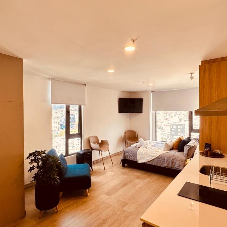 EFYRA Style & Stillness in the City - One-Bedroom Apartment - 8