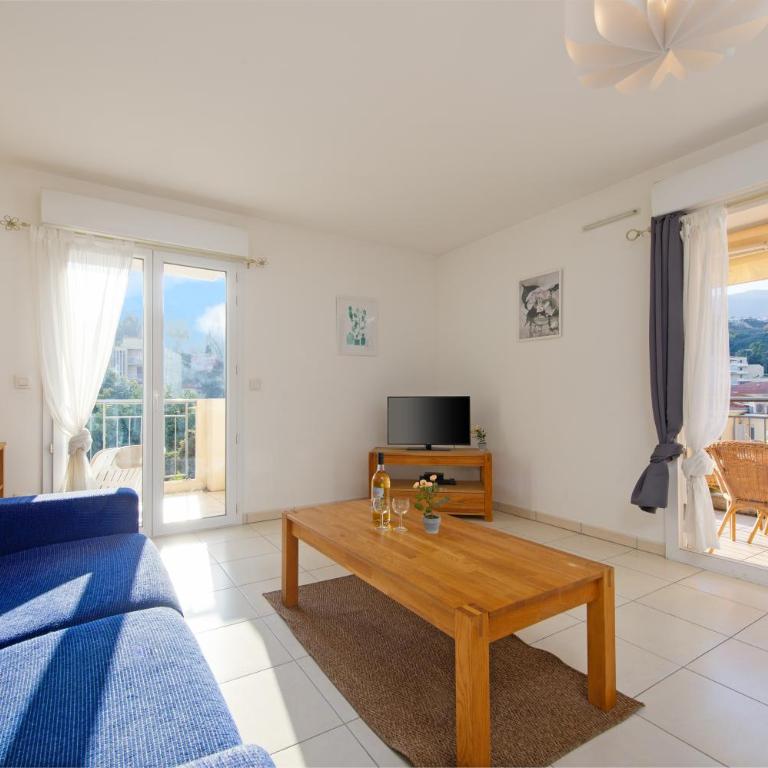 VILLA MELANIE - Agréable 3 pièces - Centre ville Menton - Parking - Two-Bedroom Apartment - 20